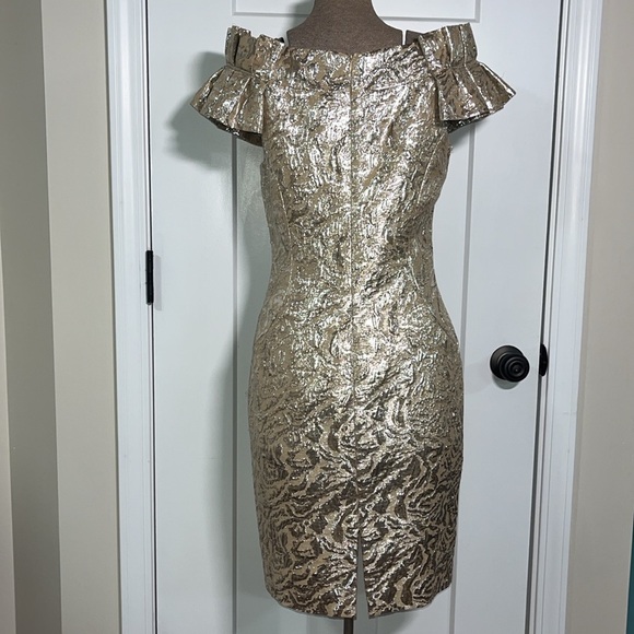 Marchesa Notte Champagne Dress Size 4 - Picture 3 of 13